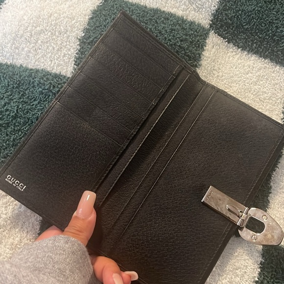 Vintage Gucci Wallet - Picture 3 of 8